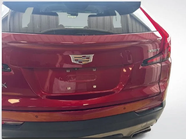 2022 Cadillac XT4 FWD Premium Luxury photo 4
