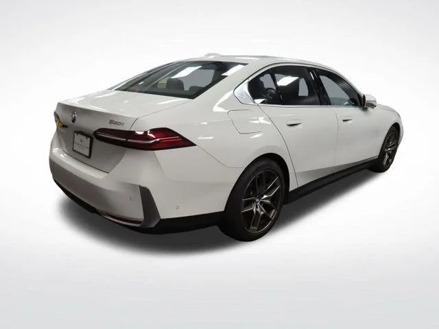 2026 BMW 5 Series 530i photo 30