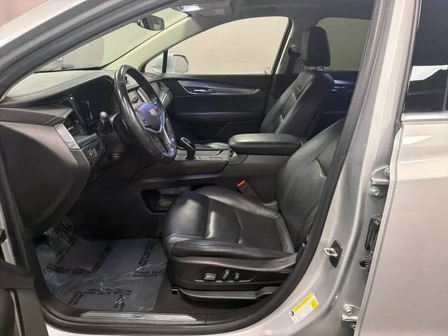 2019 Cadillac XT5 Premium Luxury FWD photo 9