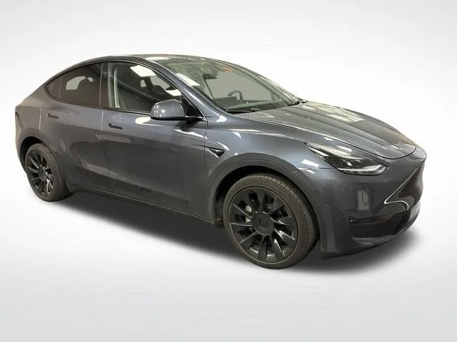 2023 Tesla Model Y Long Range photo 7