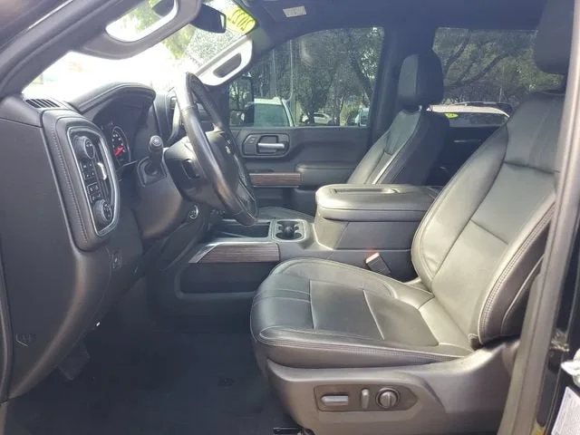 2022 Chevrolet Silverado 2500 HD High Country photo 18