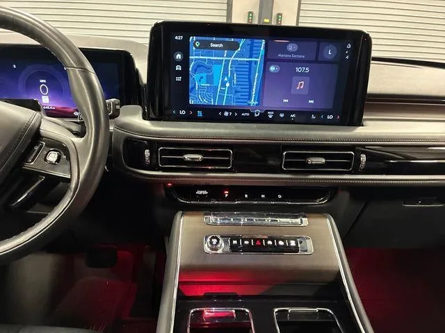 2025 Lincoln Aviator Reserve photo 49