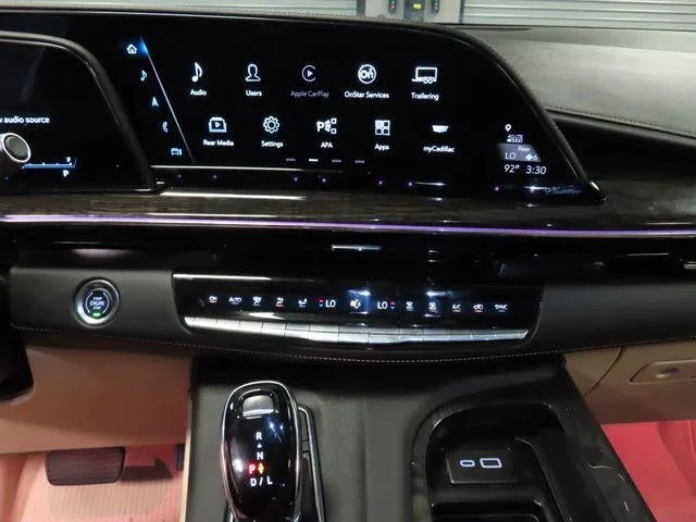 2024 Cadillac Escalade Premium Luxury photo 52