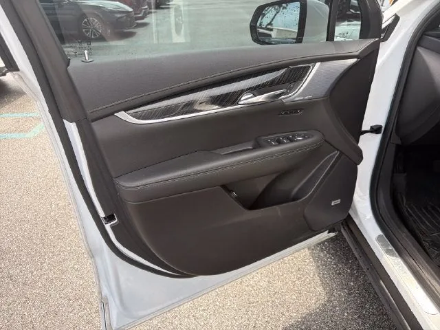 2024 Cadillac XT6 Premium Luxury photo 10