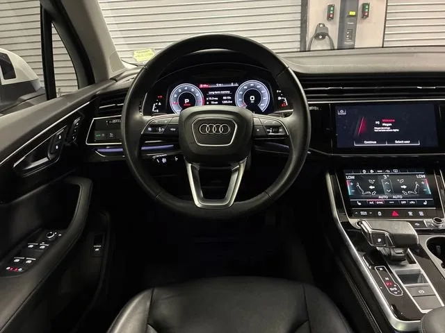2023 Audi Q7 Premium Plus photo 13
