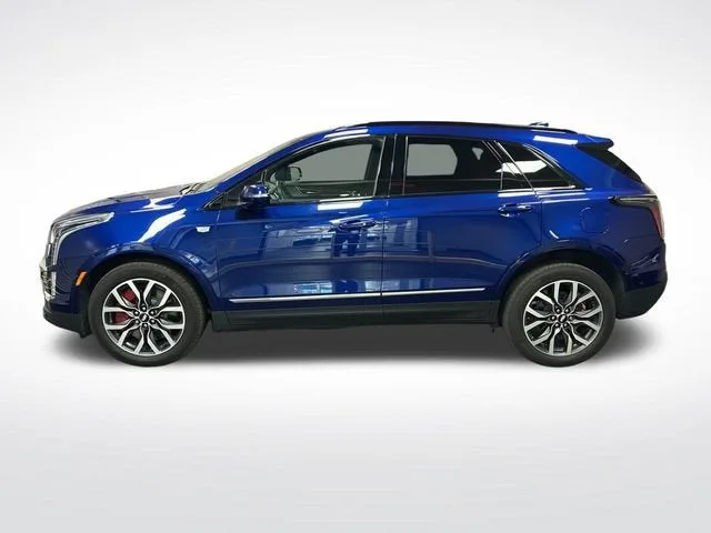 2024 Cadillac XT5 Sport photo 2