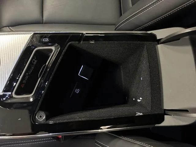 2024 Cadillac LYRIQ Tech photo 59