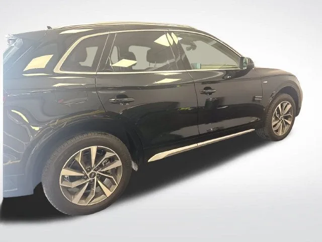 2024 Audi Q5 S line Premium photo 6