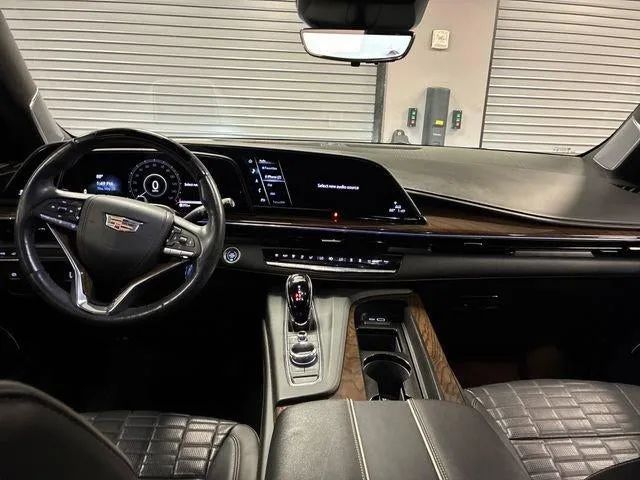 2023 Cadillac Escalade Sport Platinum photo 12