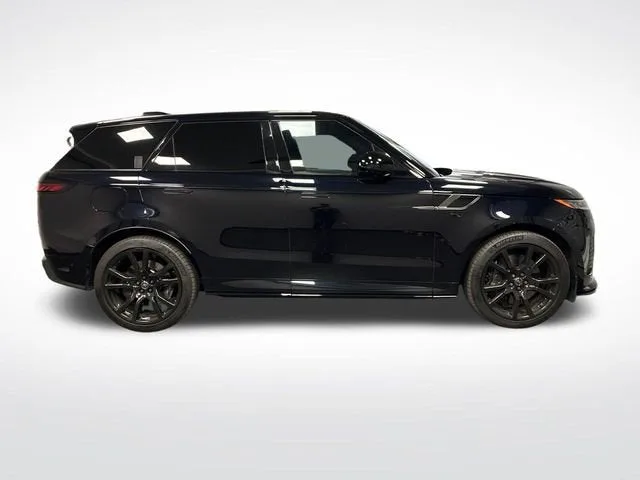 2025 Land Rover Range Rover Sport SV Edition Two photo 6