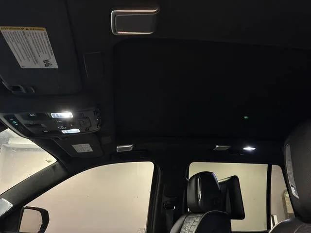 2023 Cadillac Escalade Sport Platinum photo 22
