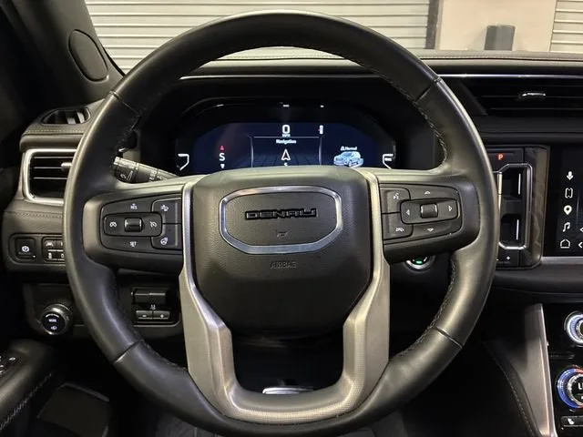 2024 GMC Yukon Denali photo 14