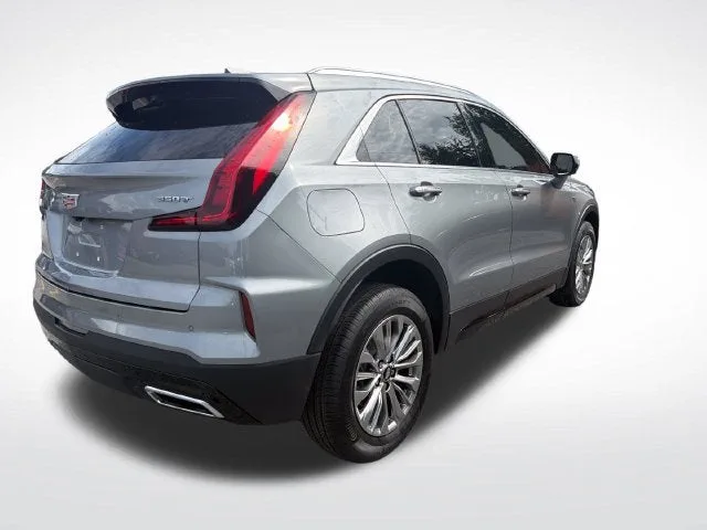2025 Cadillac XT4 Premium Luxury photo 5