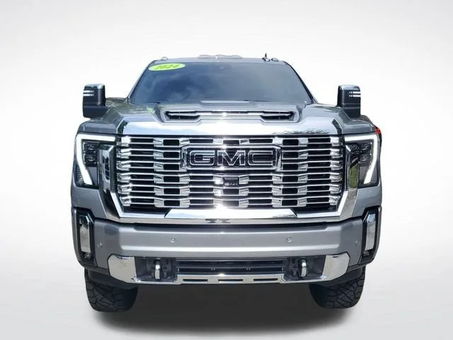 2024 GMC Sierra 2500 HD Denali photo 6