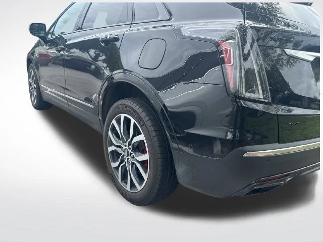 2024 Cadillac XT5 Sport photo 3