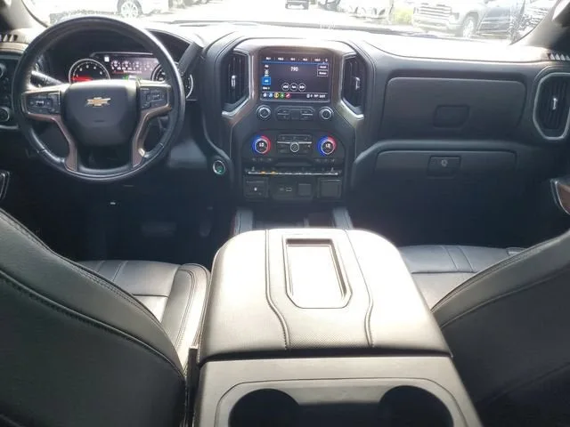 2022 Chevrolet Silverado 2500 HD High Country photo 14
