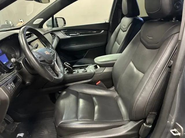 2022 Cadillac XT5 Premium Luxury photo 9