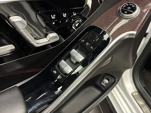 2024 Mercedes-Benz S-Class AMG® S 63 E photo 11