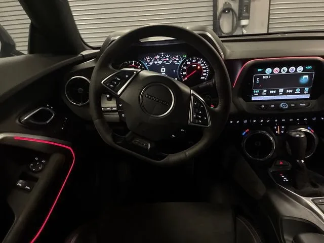 2017 Chevrolet Camaro ZL1 photo 13
