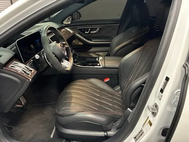 2024 Mercedes-Benz S-Class AMG® S 63 E photo 9