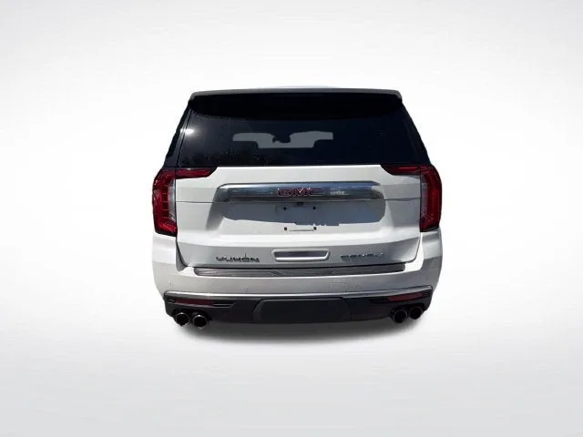 2024 GMC Yukon Denali photo 4