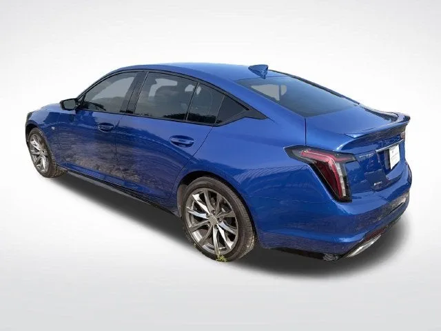 2022 Cadillac CT5 Sport photo 3