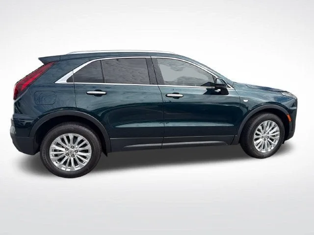 2024 Cadillac XT4 Luxury photo 6