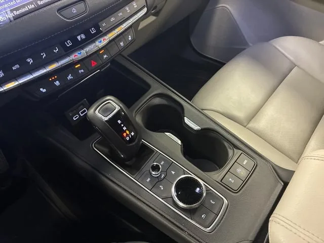 2019 Cadillac XT4 FWD Premium Luxury photo 25