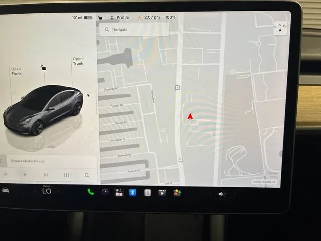 2022 Tesla Model 3 Base photo 19