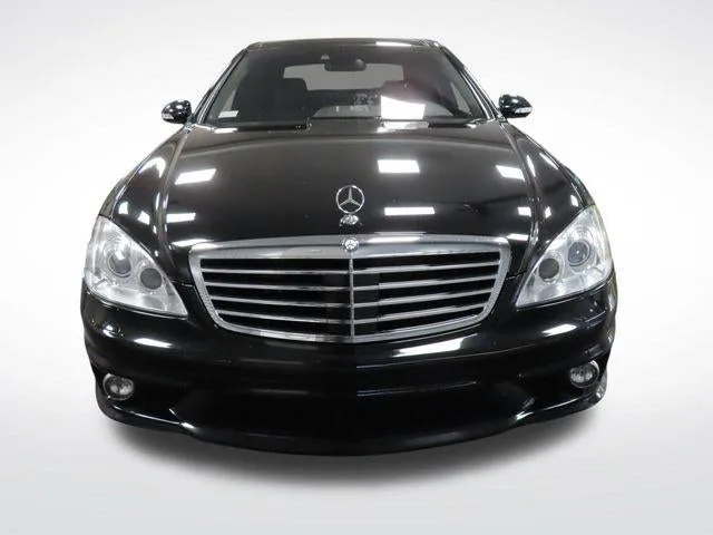 2008 Mercedes-Benz S-Class 6.3L V8 AMG® photo 35