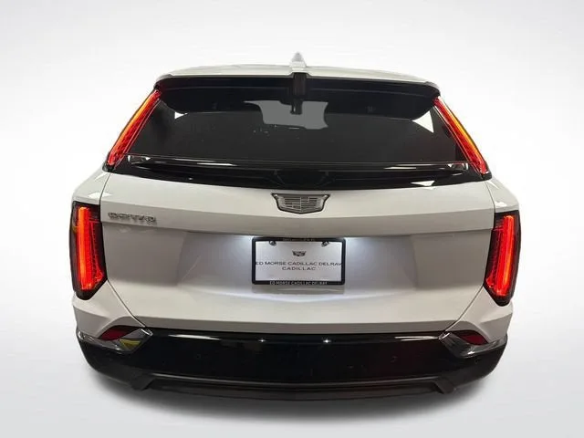 2027 Cadillac OPTIQ Sport photo 4