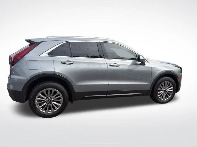 2025 Cadillac XT4 Premium Luxury photo 6