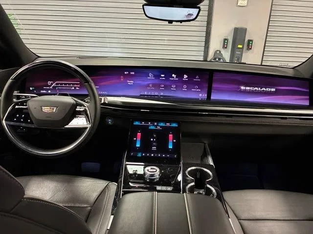 2025 Cadillac Escalade Sport photo 12