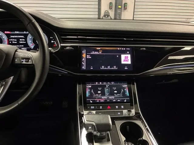 2023 Audi Q7 Premium Plus photo 18