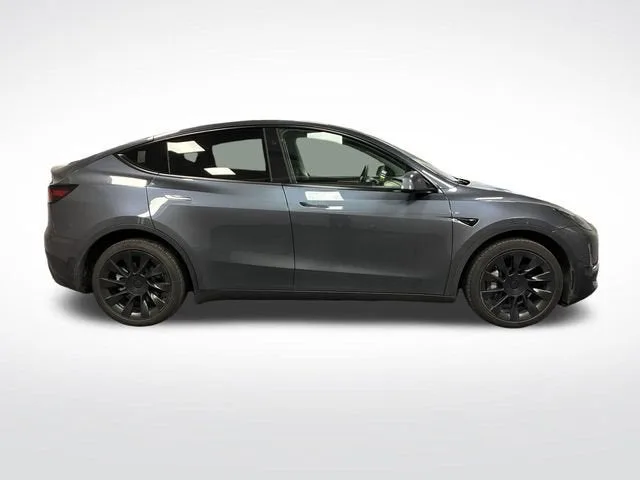 2023 Tesla Model Y Long Range photo 6