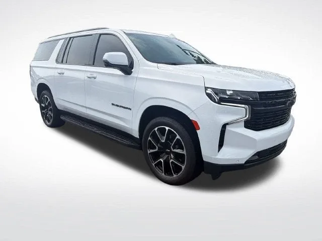 2023 Chevrolet Suburban RST photo 7