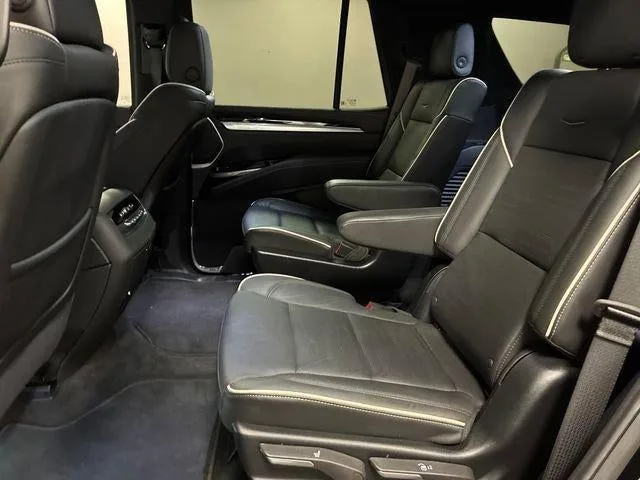 2025 Cadillac Escalade Sport photo 28