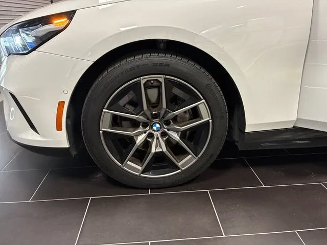 2026 BMW i5 eDrive40 photo 28