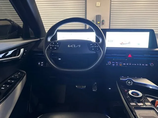 2024 Kia EV6 GT-Line photo 13