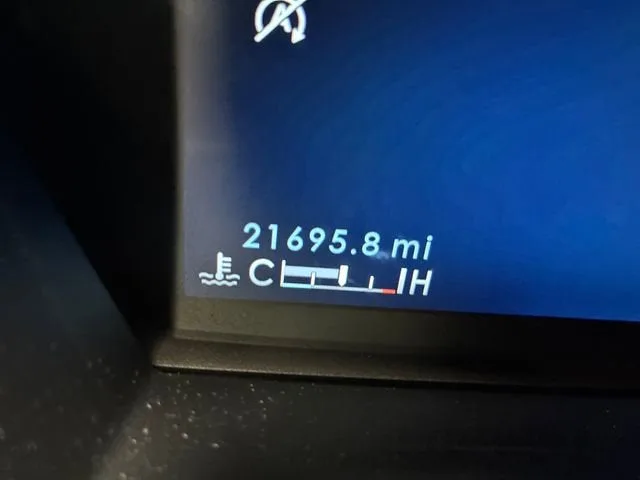 2023 Lincoln Corsair Standard photo 17