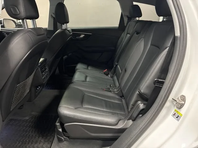 2023 Audi Q7 Premium Plus photo 26