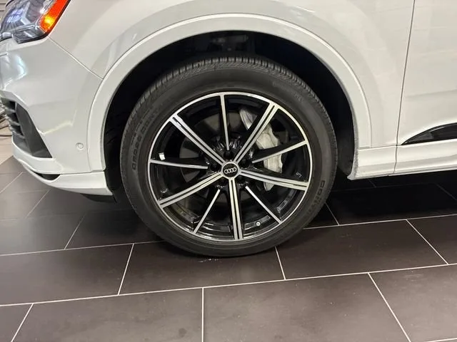 2023 Audi Q7 Premium Plus photo 28