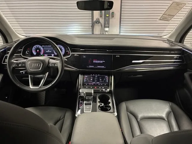 2025 Audi Q7 Premium Plus photo 12
