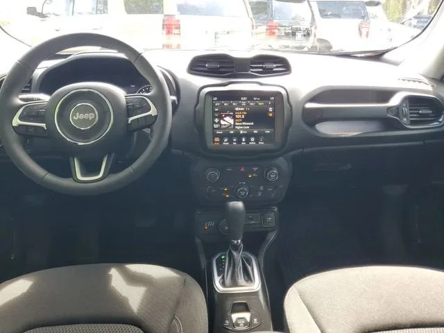 2023 Jeep Renegade Altitude photo 13