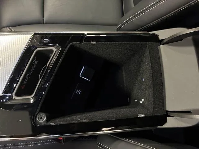 2024 Cadillac LYRIQ Tech photo 27