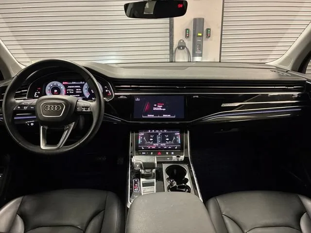 2023 Audi Q7 Premium Plus photo 12