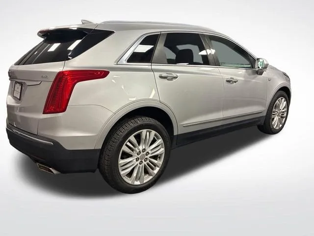 2019 Cadillac XT5 Premium Luxury FWD photo 5