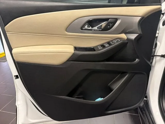 2024 Chevrolet Traverse Limited LS photo 10