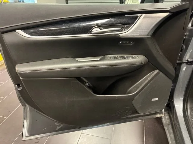 2022 Cadillac XT5 Premium Luxury photo 10
