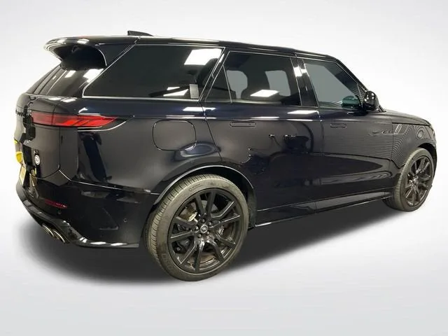 2025 Land Rover Range Rover Sport SV Edition Two photo 5